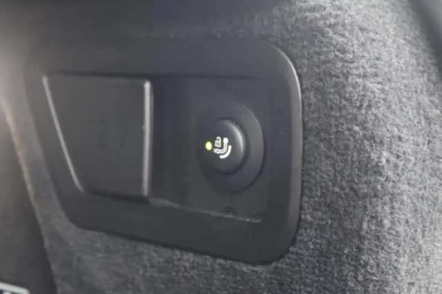 BMW X7 (2023) thumbnail 22