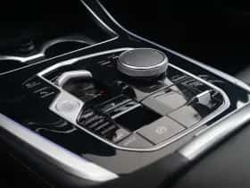 BMW X7 (2023) thumbnail 28
