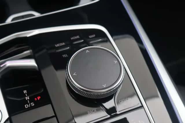 BMW X7 (2023) thumbnail 29