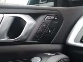 BMW X7 (2023) thumbnail 34