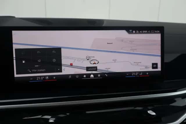 BMW X7 (2023) thumbnail 42