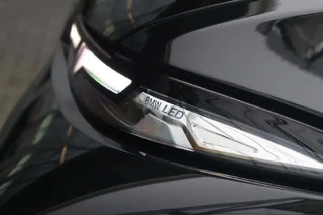 BMW X7 (2023) thumbnail 53