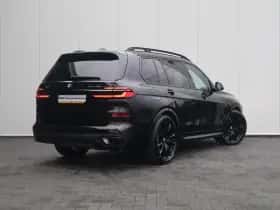 BMW X7 (2023) thumbnail 8