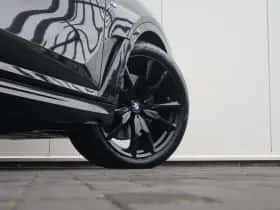 BMW X7 (2023) thumbnail 10