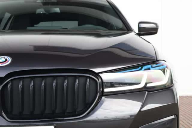 BMW 5-Serie (2022) thumbnail 3