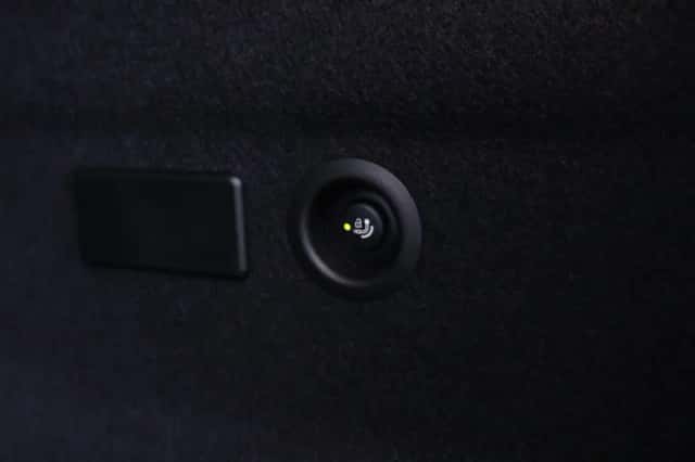 BMW iX3 (2026) thumbnail 15