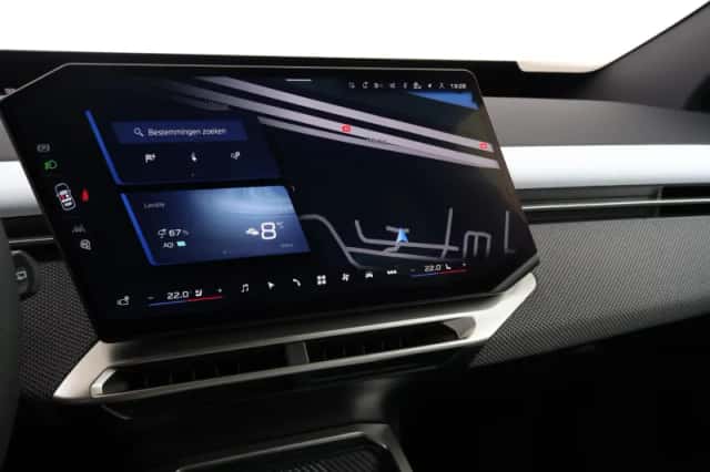 BMW iX3 (2026) thumbnail 17