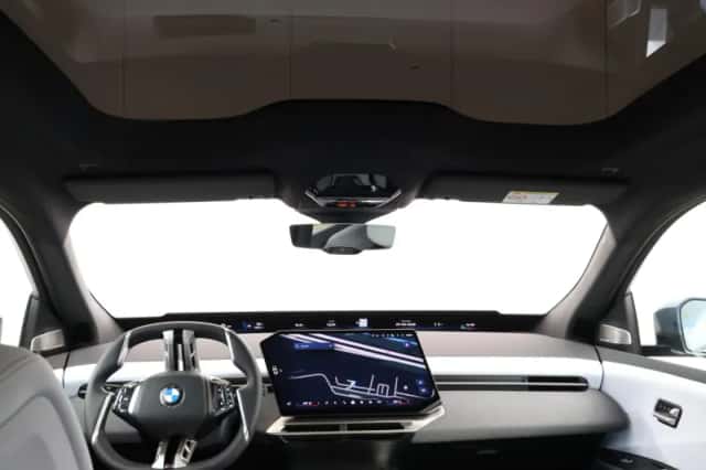 BMW iX3 (2026) thumbnail 41