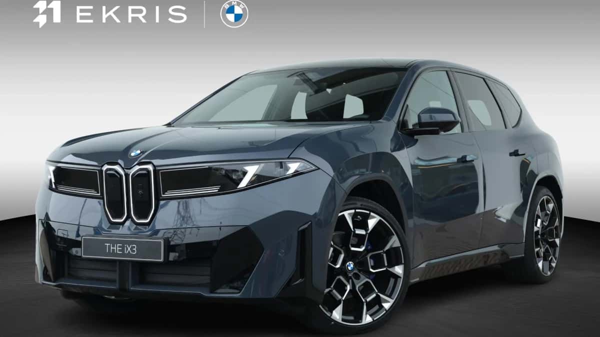 BMW iX3 (2026) — foto 1