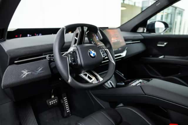 BMW iX3 (2026) thumbnail 23