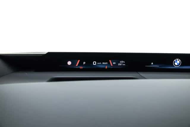 BMW iX3 (2026) thumbnail 31