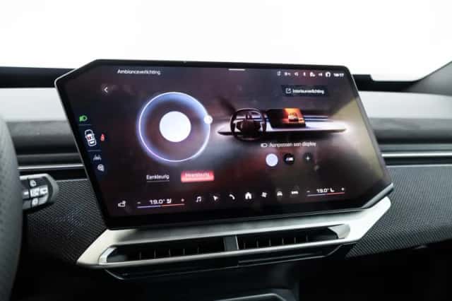 BMW iX3 (2026) thumbnail 35
