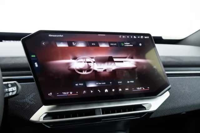 BMW iX3 (2026) thumbnail 40