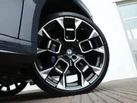 BMW iX3 (2026) thumbnail 8