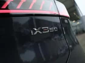 BMW iX3 (2026) thumbnail 9