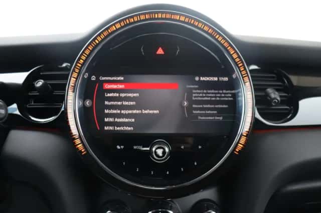 MINI Electric (2022) thumbnail 18
