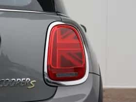 MINI Electric (2022) thumbnail 8