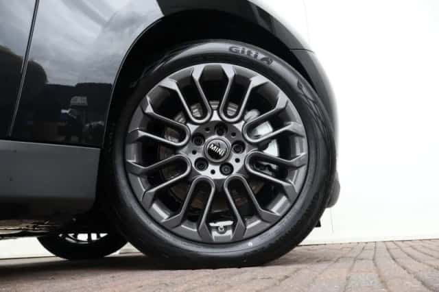 MINI Cooper (2026) thumbnail 51