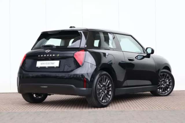 MINI Cooper (2026) thumbnail 7