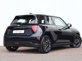 MINI Cooper (2026) thumbnail 7