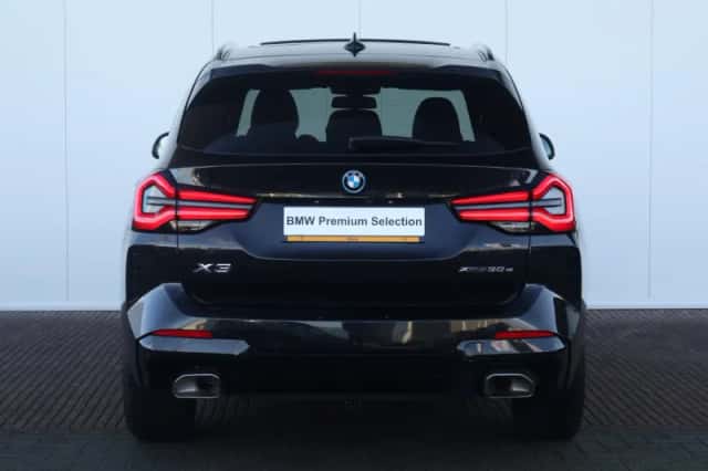 BMW X3 (2022) thumbnail 15