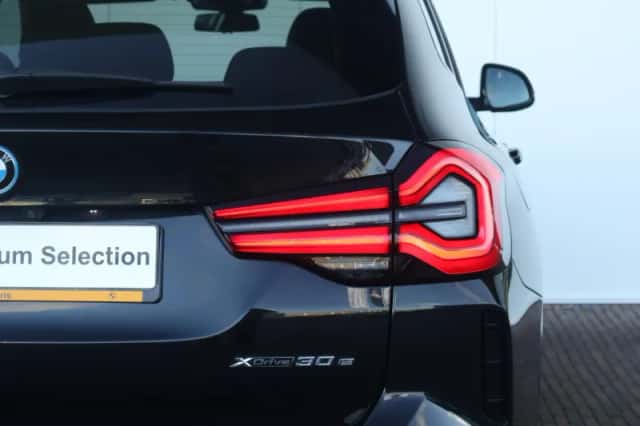 BMW X3 (2022) thumbnail 17