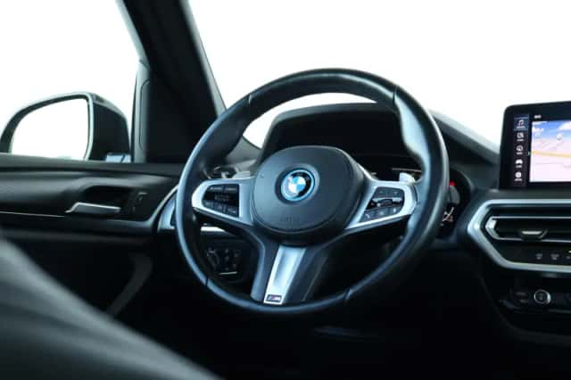 BMW X3 (2022) thumbnail 22