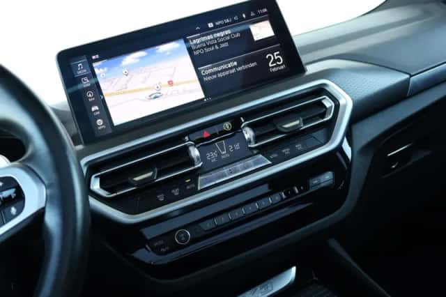 BMW X3 (2022) thumbnail 36