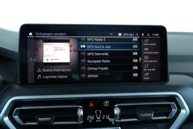 BMW X3 (2022) thumbnail 40