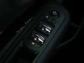 MINI Clubman (2020) thumbnail 32