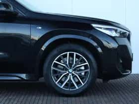 BMW X1 (2024) thumbnail 9