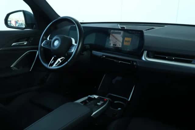 BMW X1 (2023) thumbnail 30
