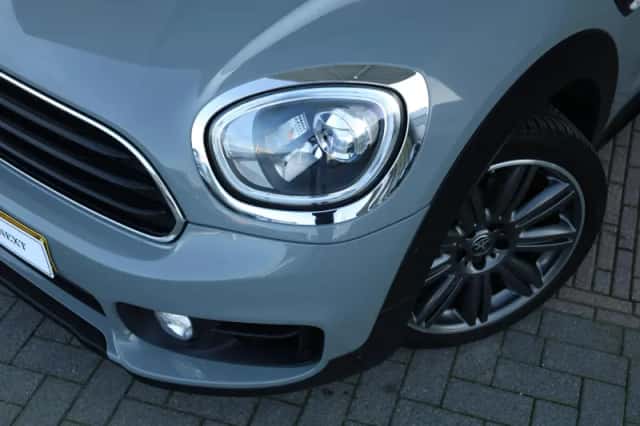 MINI Countryman (2019) thumbnail 2