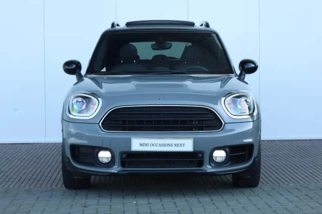 MINI Countryman (2019) thumbnail 3
