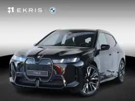 BMW iX (2026) thumbnail 1