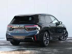 BMW iX (2026) thumbnail 3