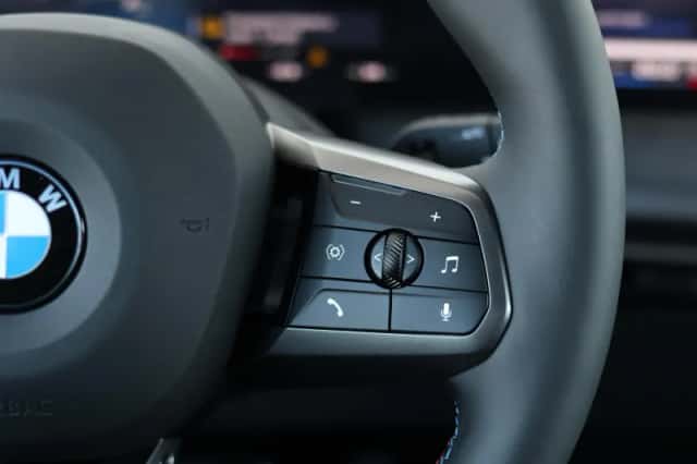 BMW iX (2026) thumbnail 35