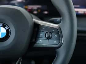 BMW iX (2026) thumbnail 35