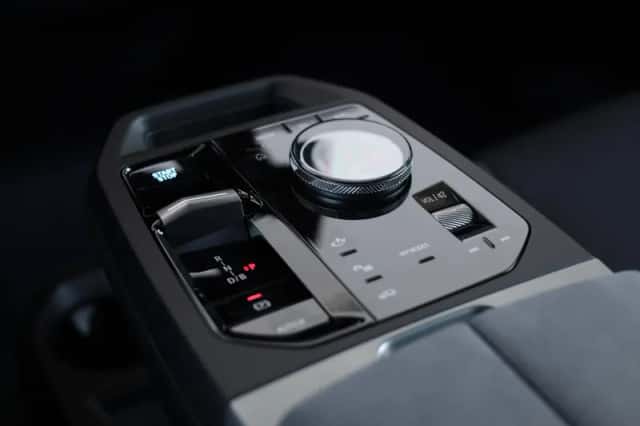 BMW iX (2026) thumbnail 46