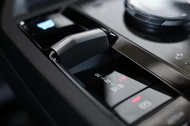 BMW iX (2026) thumbnail 47