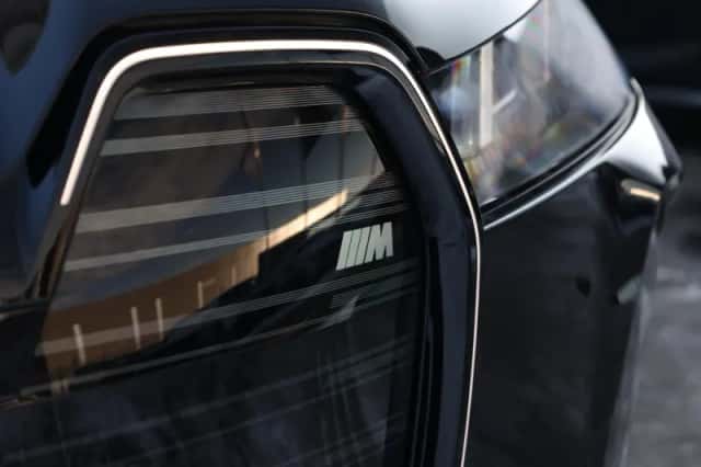 BMW iX (2026) thumbnail 10