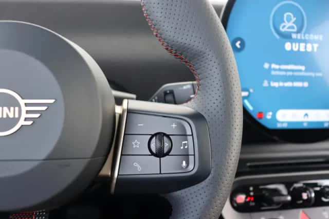 MINI Cooper (2026) thumbnail 13