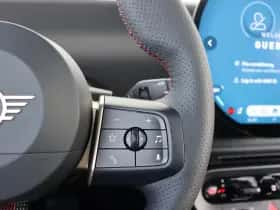 MINI Cooper (2026) thumbnail 13