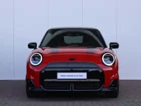 MINI Cooper (2026) thumbnail 3