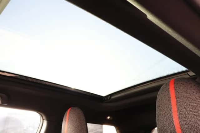 MINI Cooper (2026) thumbnail 22