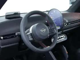 MINI Cooper (2026) thumbnail 9