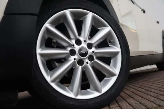 MINI Clubman (2022) thumbnail 3