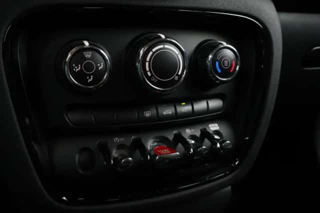 MINI Clubman (2022) thumbnail 31