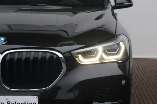 BMW X1 (2021) thumbnail 5