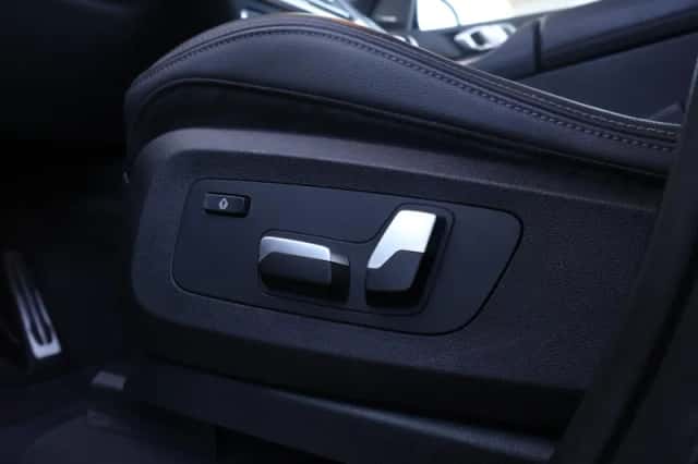 BMW X5 (2020) thumbnail 21